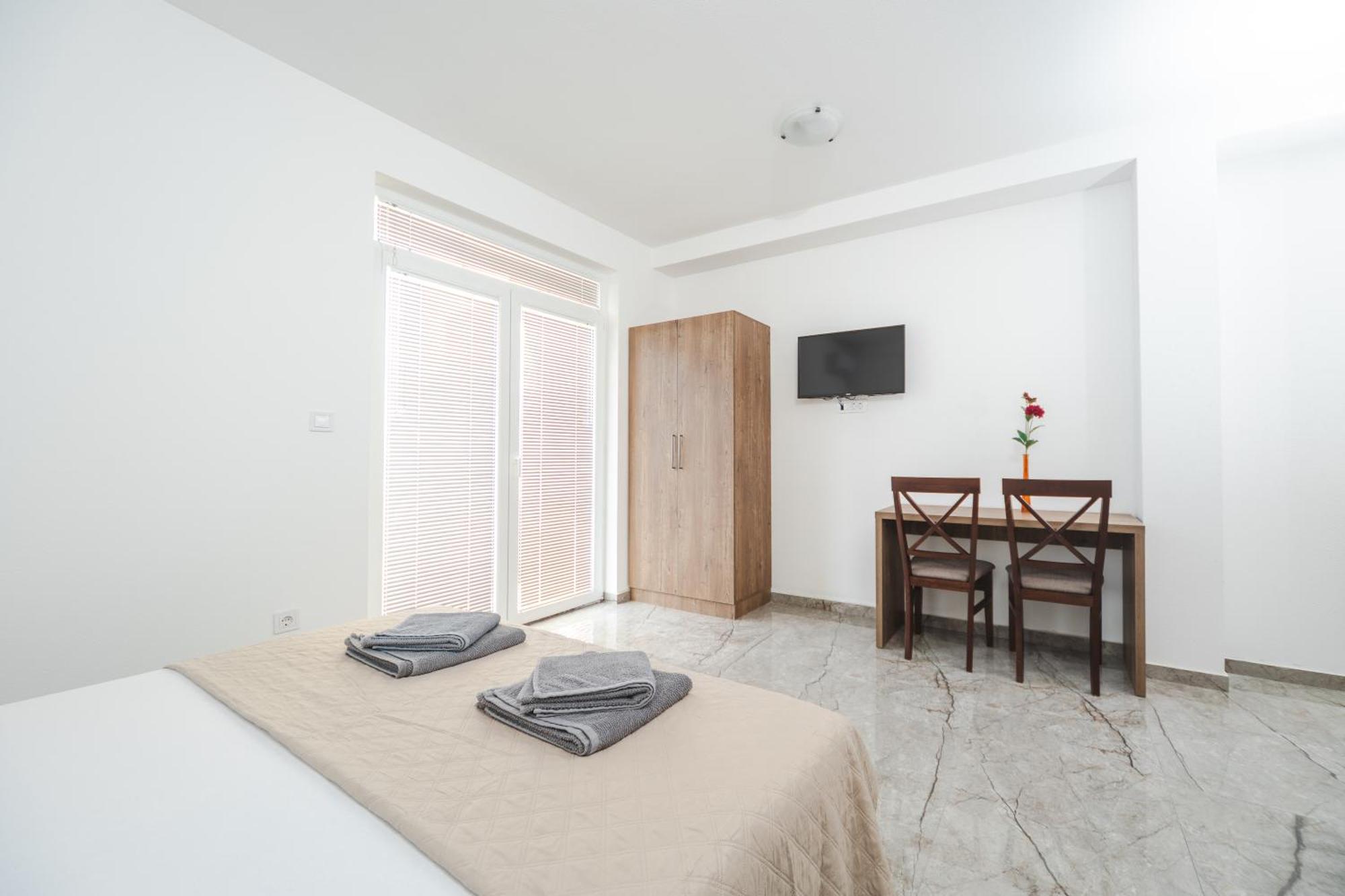 Apartmani Agape Petrovac Exterior foto