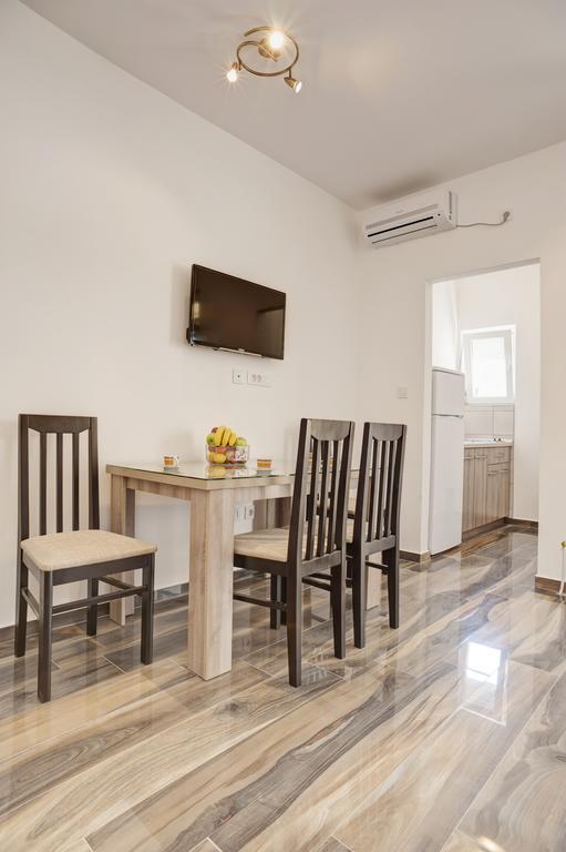 Apartmani Agape Petrovac Exterior foto