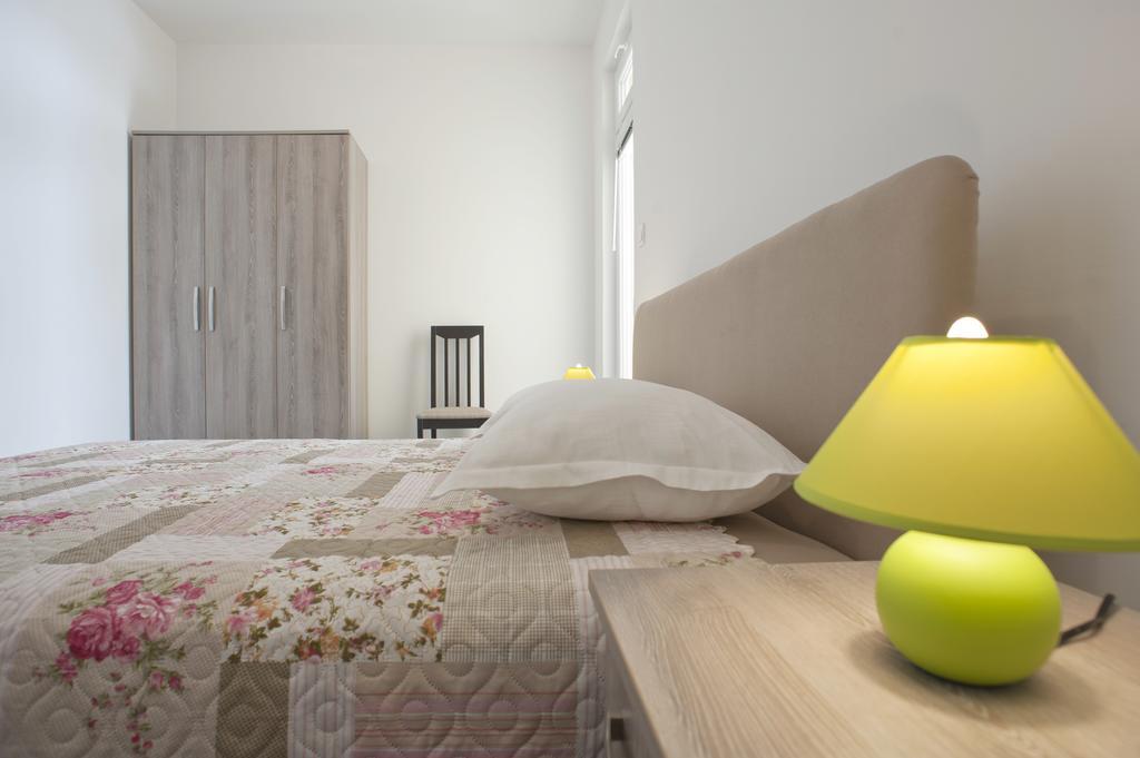 Apartmani Agape Petrovac Exterior foto