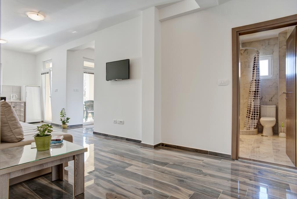 Apartmani Agape Petrovac Exterior foto