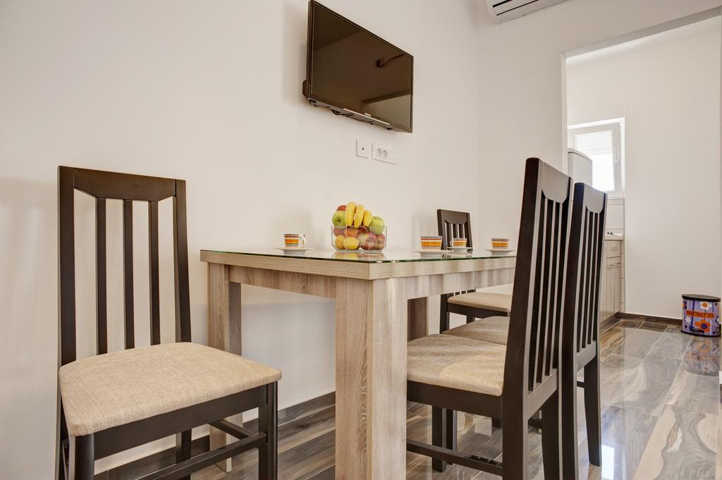 Apartmani Agape Petrovac Exterior foto