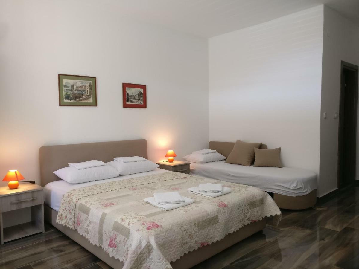 Apartmani Agape Petrovac Exterior foto